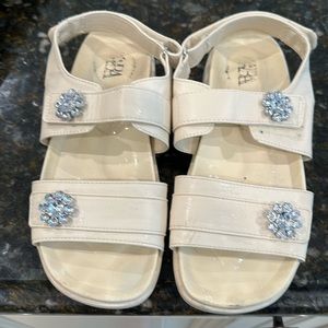 Used girls Zara shoes size 36